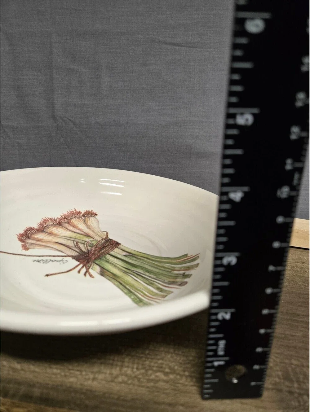 Ceramica Cuore Italian Ceramic Serving Bowl with Green Onion
